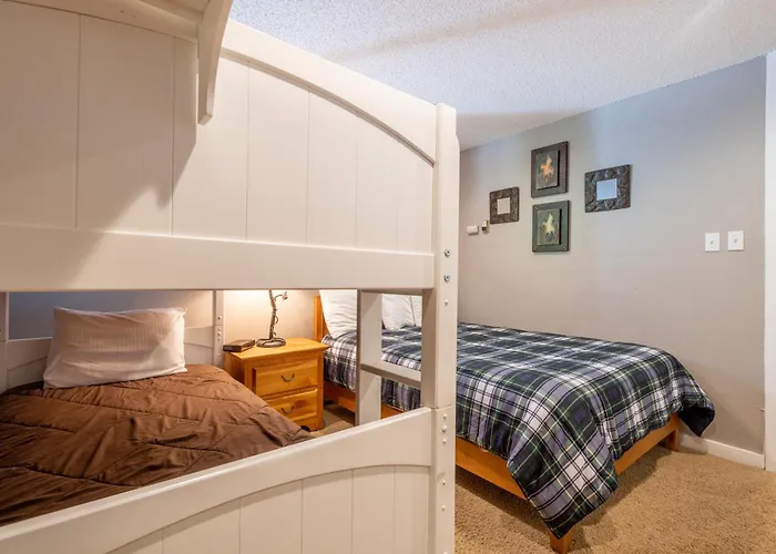Snowbridge Square 108 Holiday home